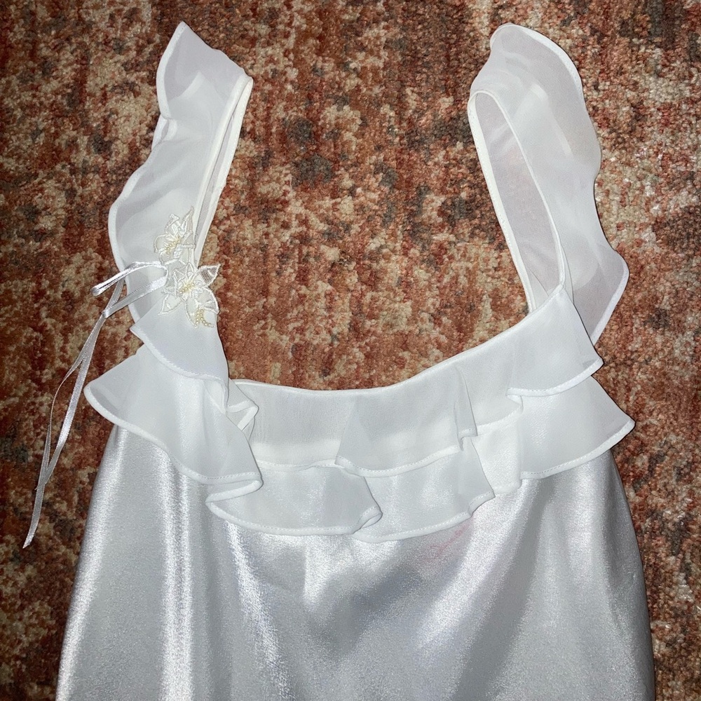 White Ruffled Robe & Slip Set - Picture 5 of 8
